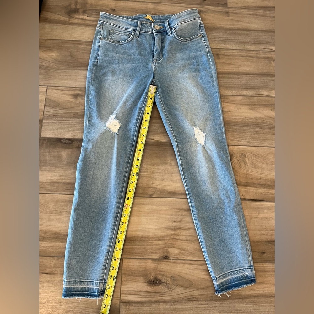 Tommy Bahama Women Jeans High Rise Ankle Undone Hem Size 28x28
